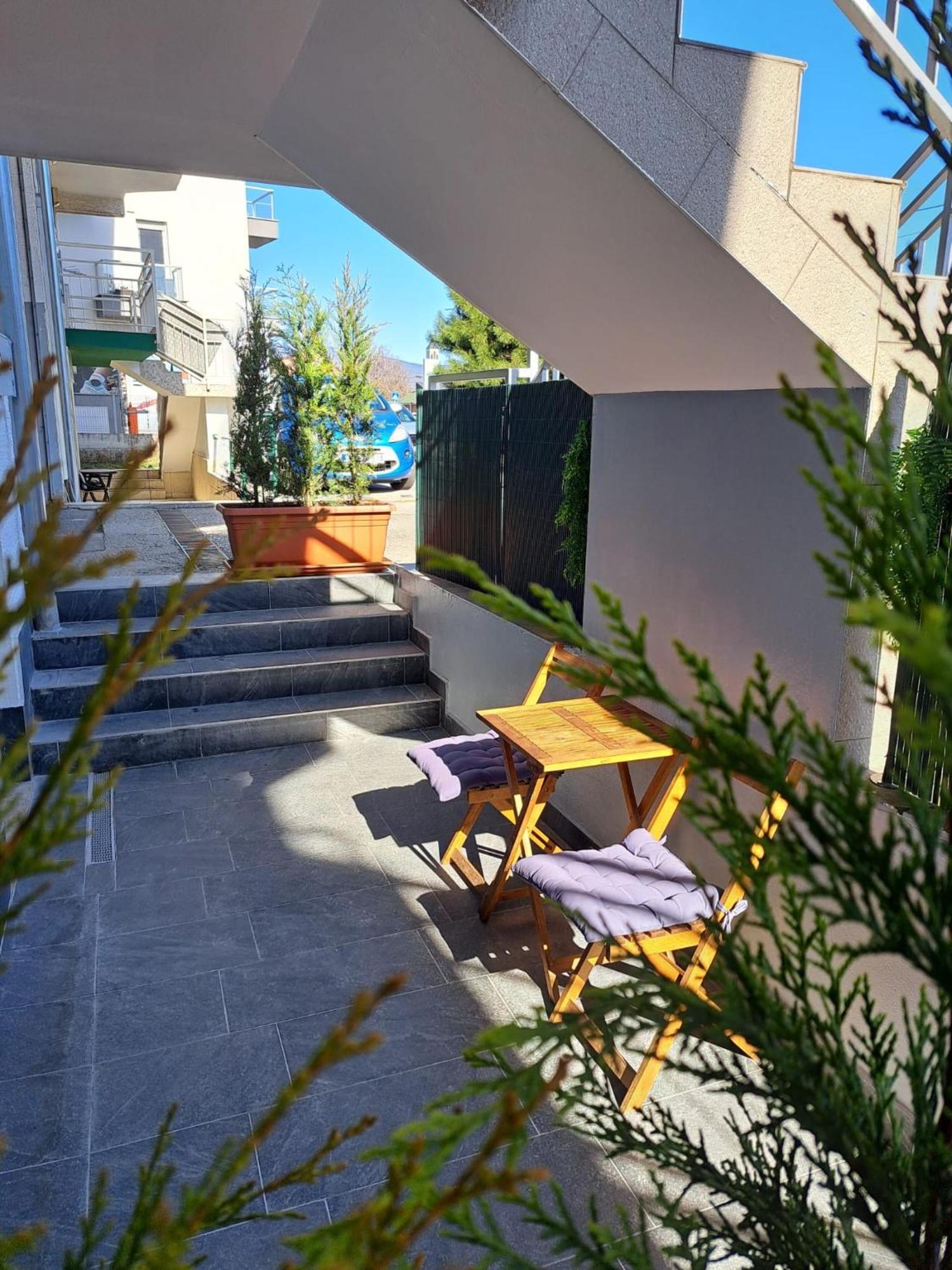 Studio Lana-Near The City Center With Parking Appartement Zagreb Buitenkant foto